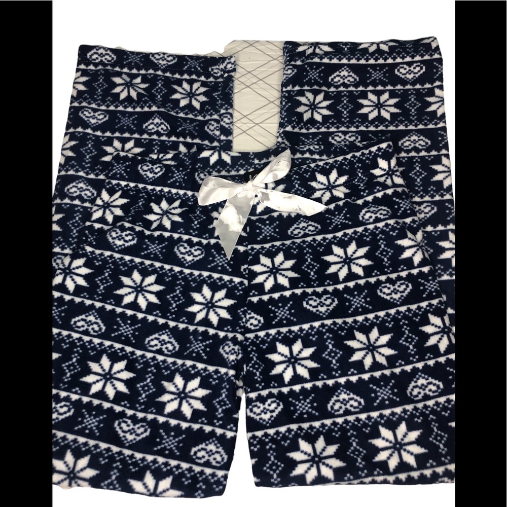K&C fleece pajama pants 🤍💙